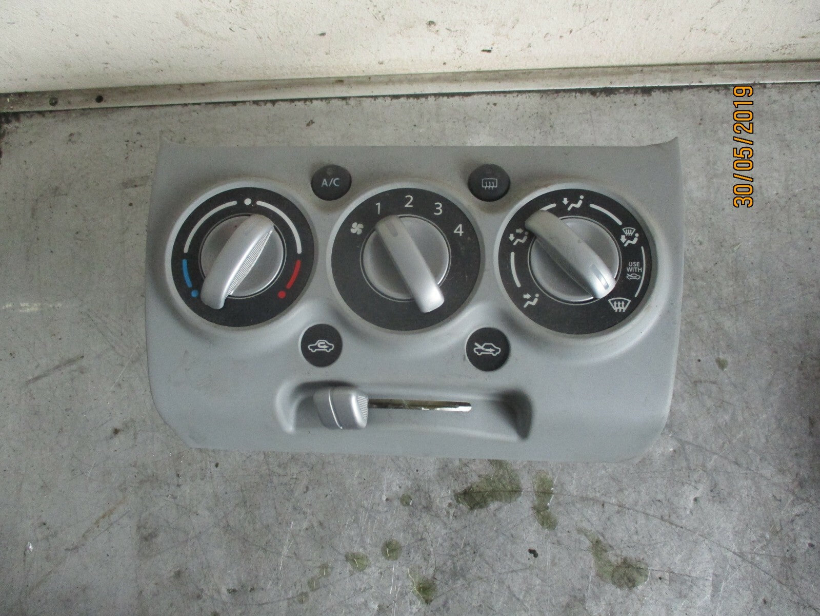 NISSAN PIXO HEATER AC AIR CON CLIMATE CONTROL PANEL