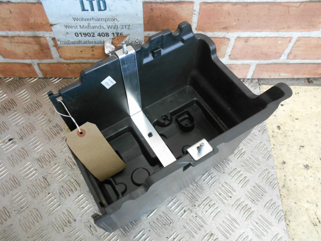FORD FIESTA MK8 2015 1.0 TURBO ECOBOOST BATTERY TRAY C1BT-10723-BB