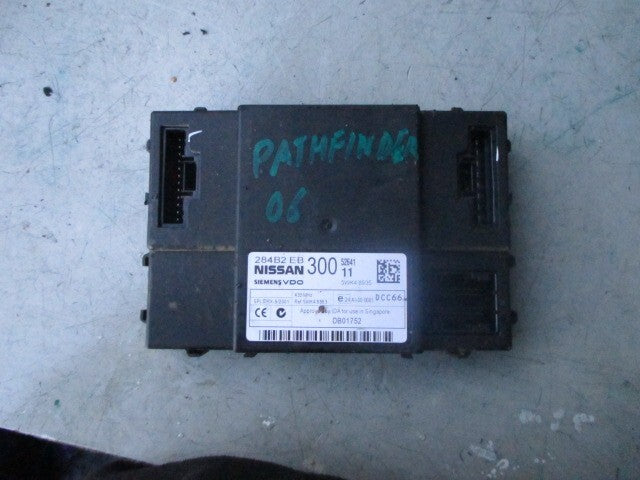 2006 NISSAN PATHFINDER R51 2.5 DIESEL BCM BODY CONTROL MODULE 284B2EB300