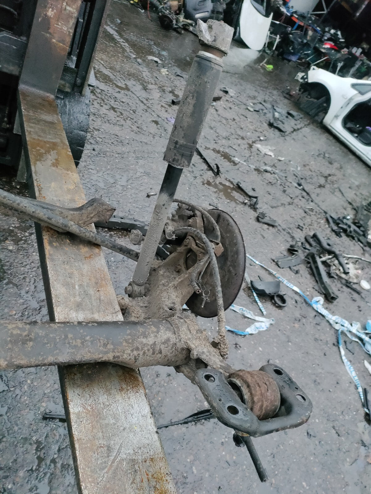 2010 VAUXHALL ASTRA J MK6 1.7 DIESEL REAR AXLE DISC TYPE