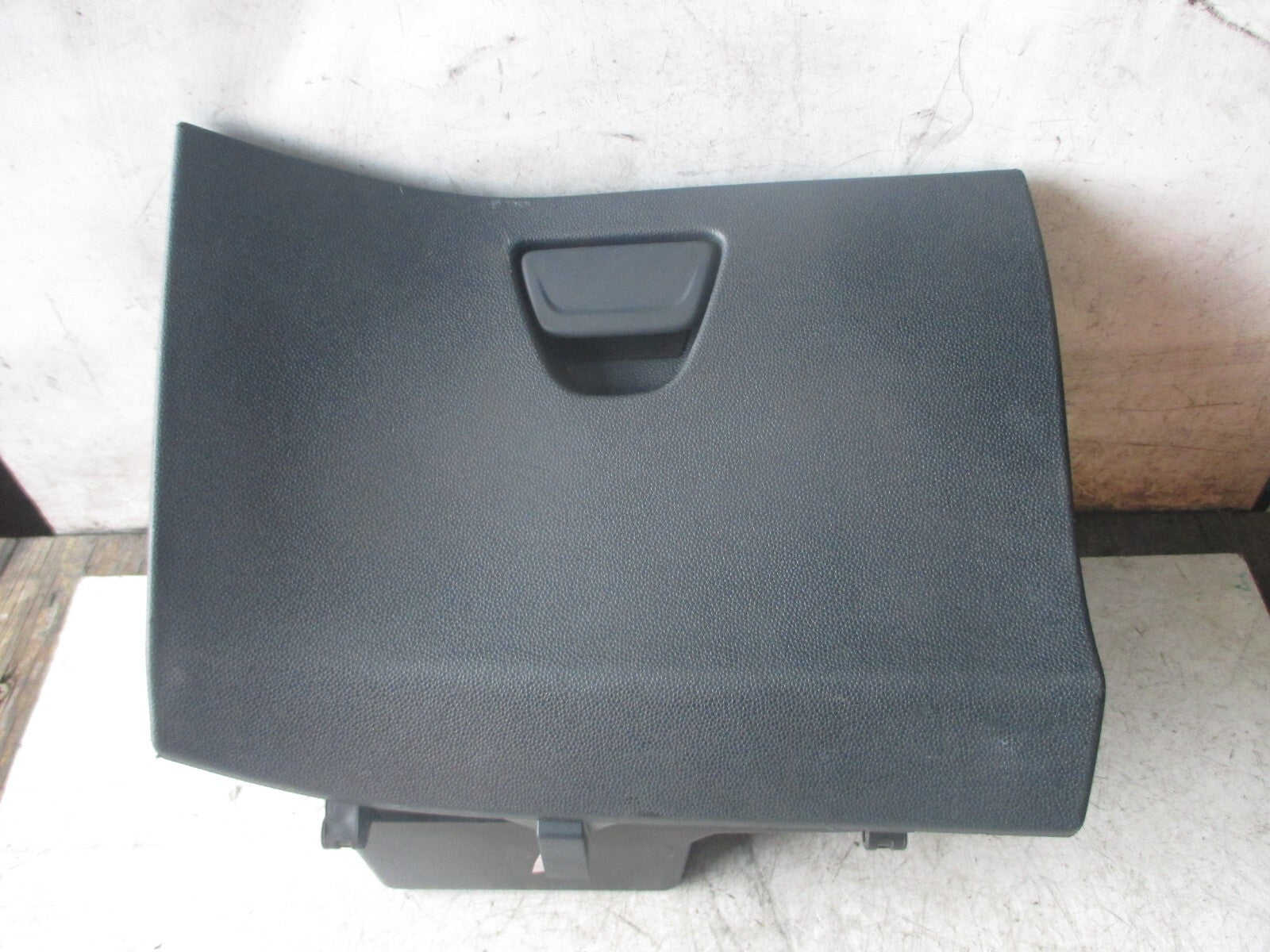 FORD FIESTA 2012 MK7 GLOVE BOX 8A61A06010