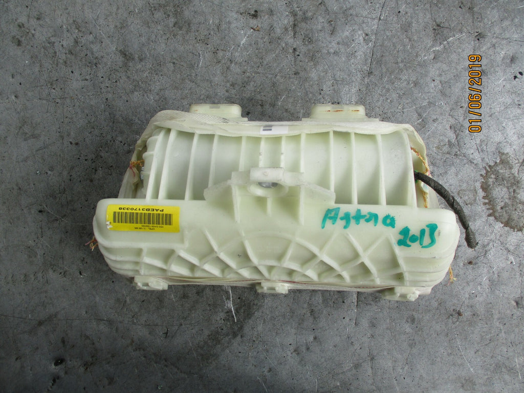 VAUXHALL ASTRA H VAN MK5 NSF PASSENGER SIDE FRONT AIRBAG 13168095