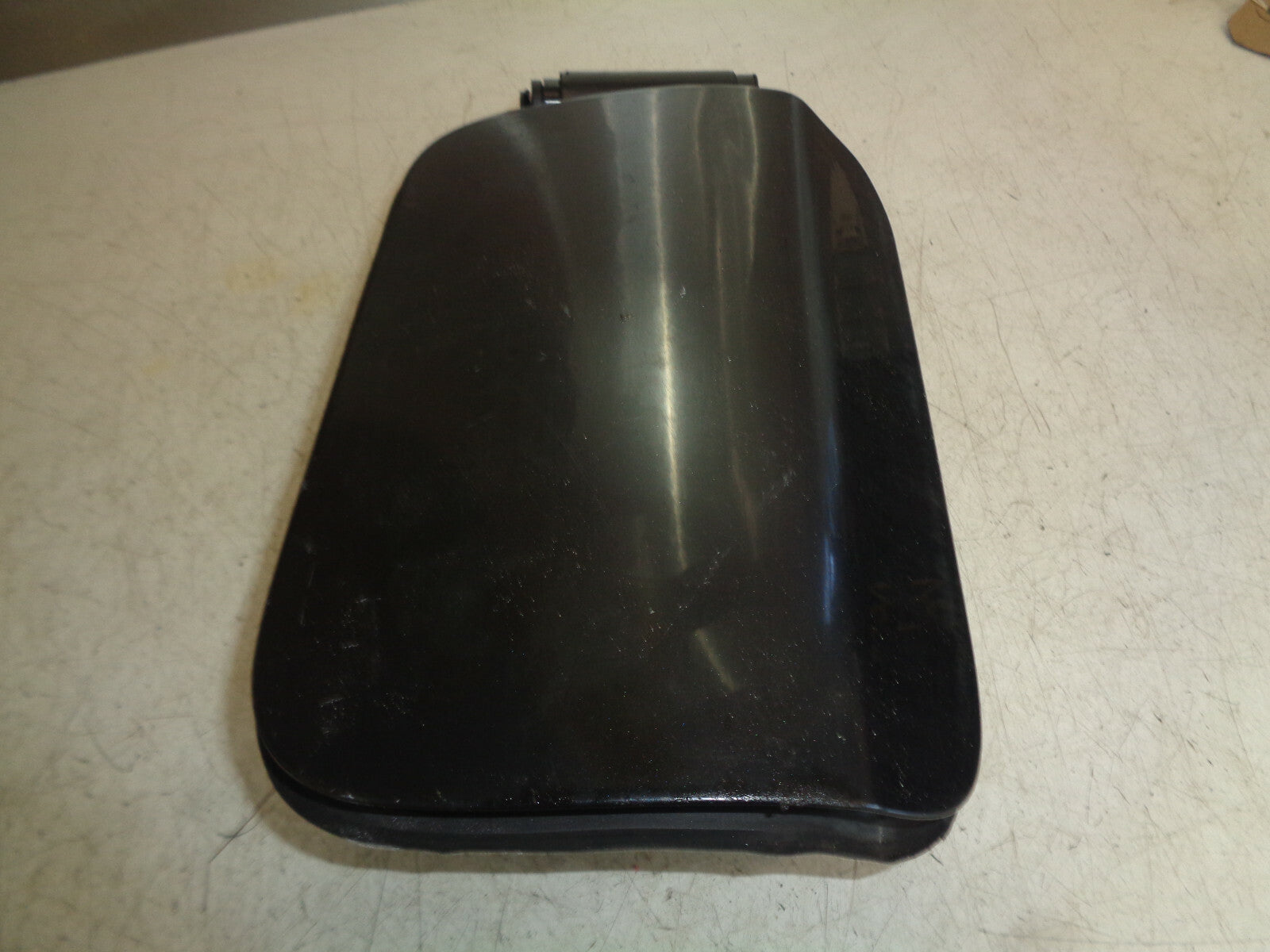 BMW 5 SERIES F10 2012 FUEL FILLER FLAP COVER BLACK SAPPHIRE 7218336