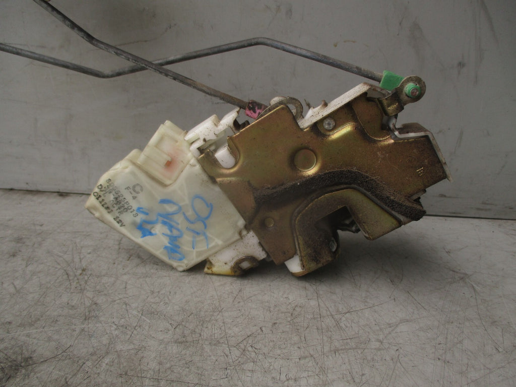 2002 NISSAN NAVARA D22 OSF DRIVER SIDE FRONT DOOR LOCK MECHANISM 805525P013