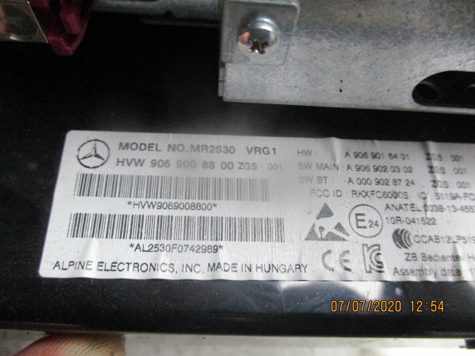VW VOLKSWAGEN 2015 CRAFTER RADIO STEREO HEAD UNIT 9069008800