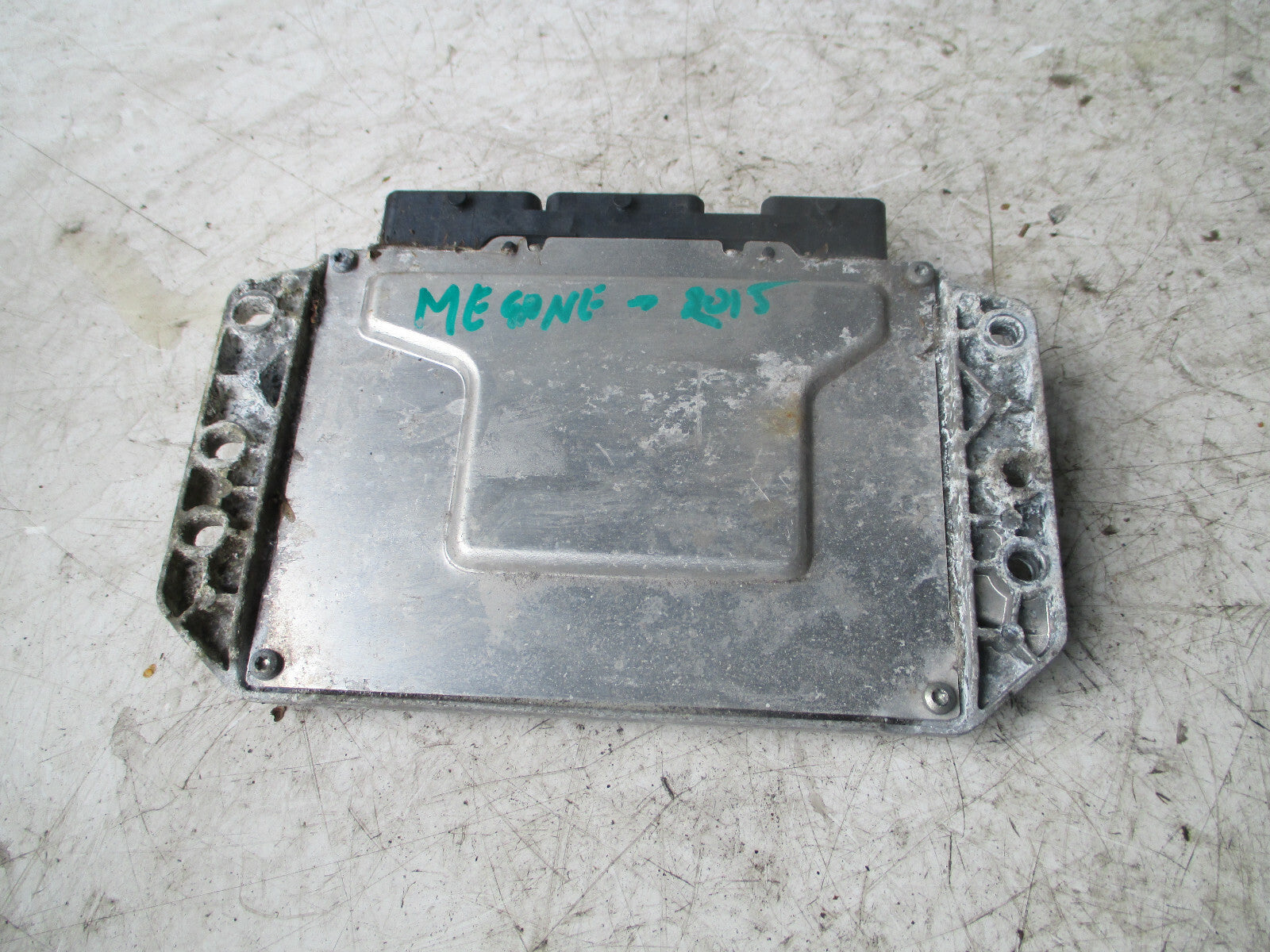 RENAULT MEGANE MK3 2015 1.6 PETROL ECU ENGINE MODULE CONTROL UNIT 237100131R