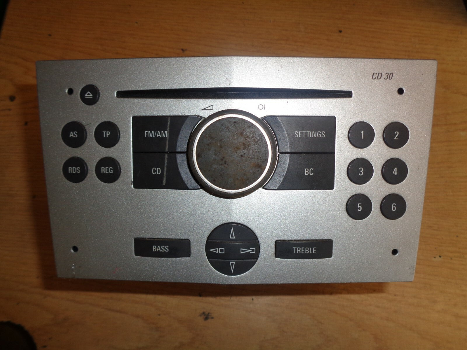 VAUXHALL ASTRA ZAFIRA 2005 STEREO CD PLAYER RADIO 13190857