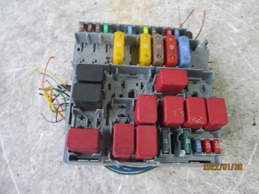 FIAT 500 2012 MK1 1.2 PETROL FUSE BOX 51905216