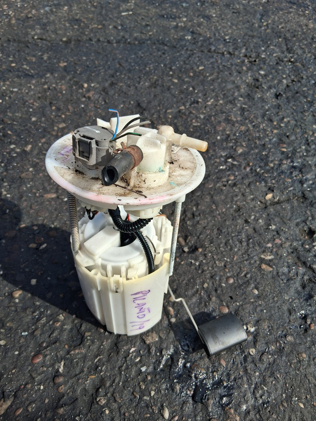 2020 KIA PICANTO MK3 1.0 PETROL FUEL PUMP SENDER UNIT 31110G6100