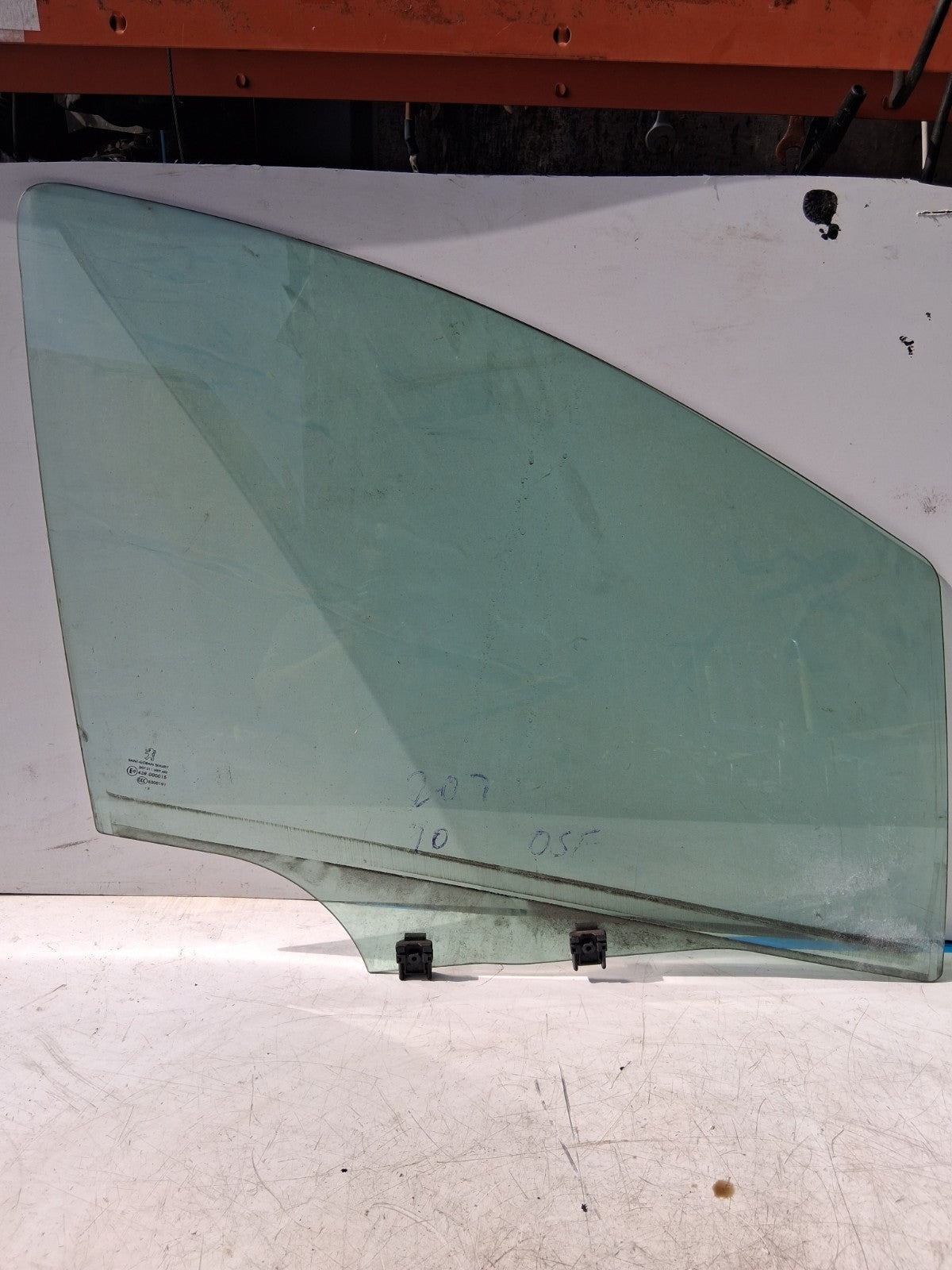 2010 PEUGEOT 207 HATCHBACK OSF DRIVER SIDE FRONT RIGHT WINDOW GLASS