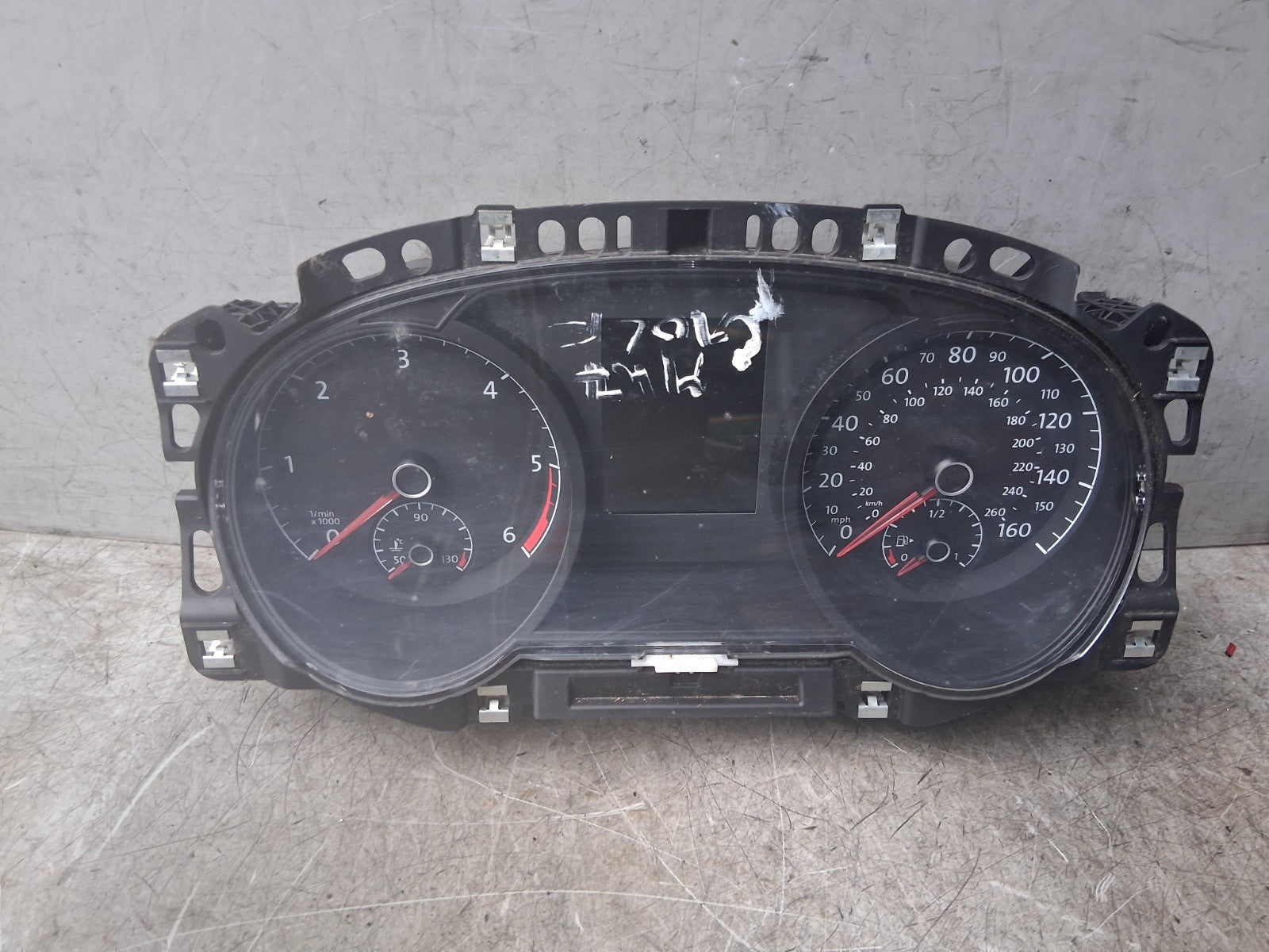 2013 VW VOLKSWAGEN GOLF MK7 1.6 TDI DIESEL INSTRUMENT CLUSTER 5G0920961A