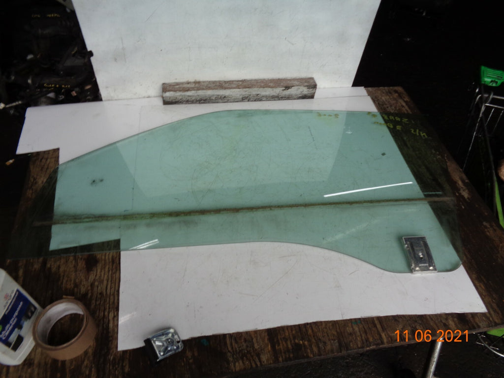SAAB 93 9-3 CONVERTIBLE 2006 NSF PASSENGER SIDE FRONT WINDOW GLASS PANE