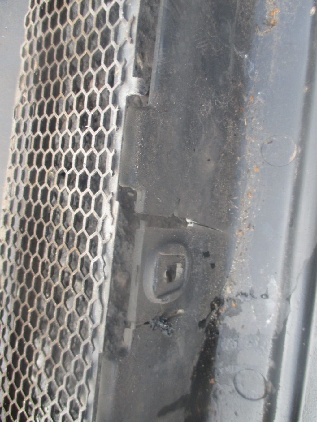 LANDROVER FREELANDER MK1 2004 FRONT COMPLETE BUMPER
