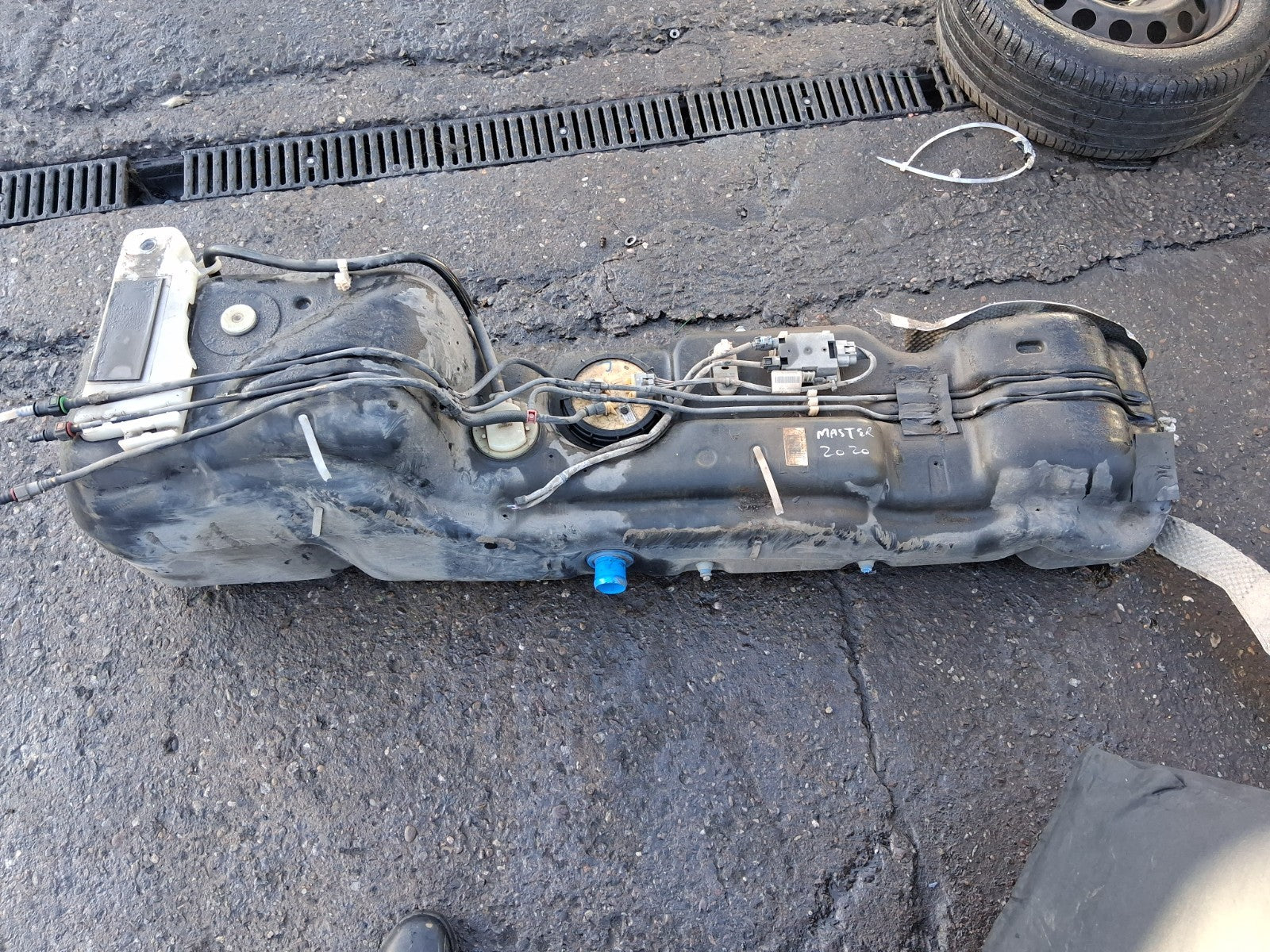 2020 RENAULT MASTER MK3 2.3 DIESEL FUEL TANK SENDER UNIT 172020772R