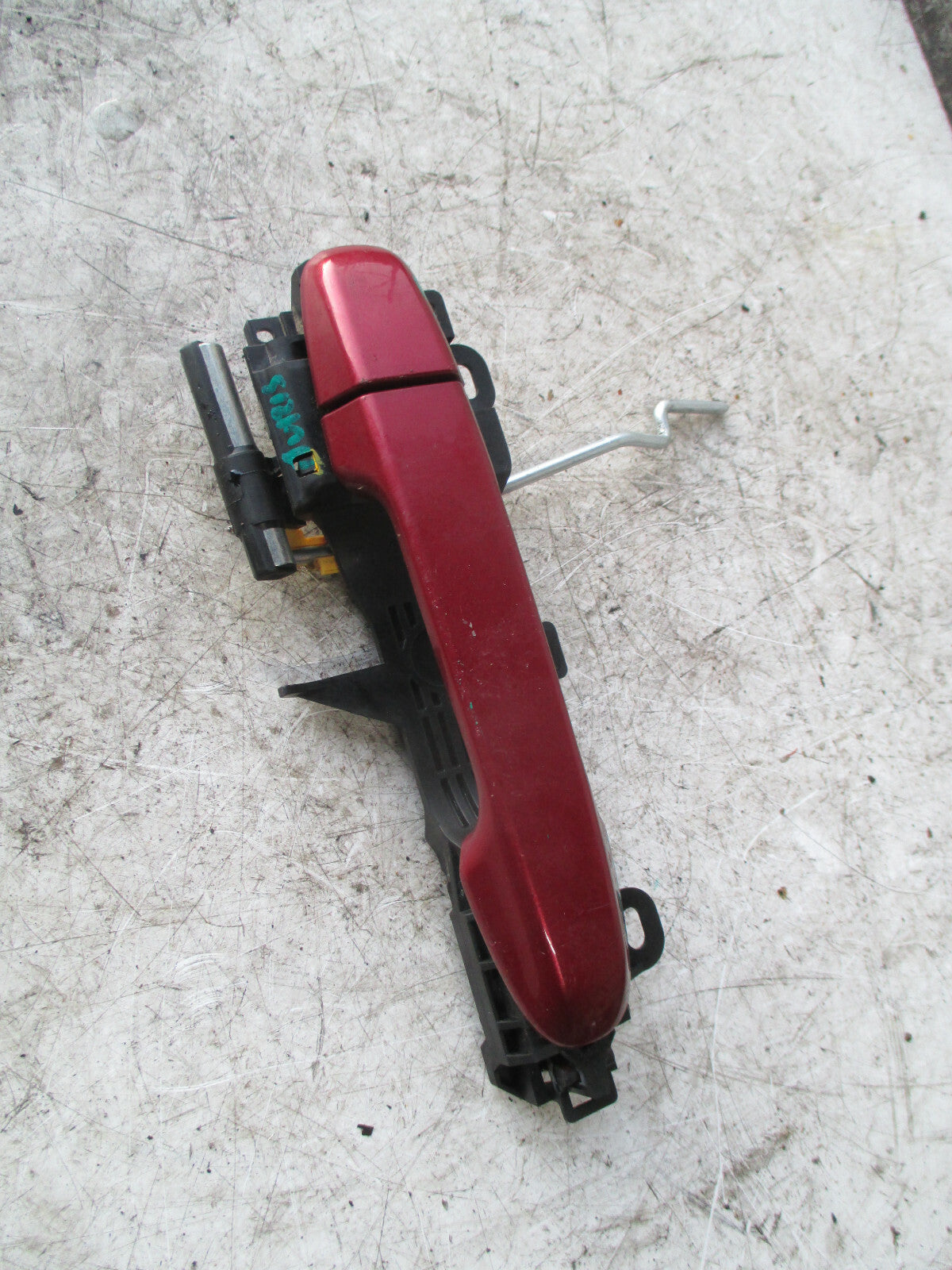 TOYOTA AURIS 2018 MK2 NSF PASSENGER SIDE FRONT EXTERIOR DOOR HANDLE RED
