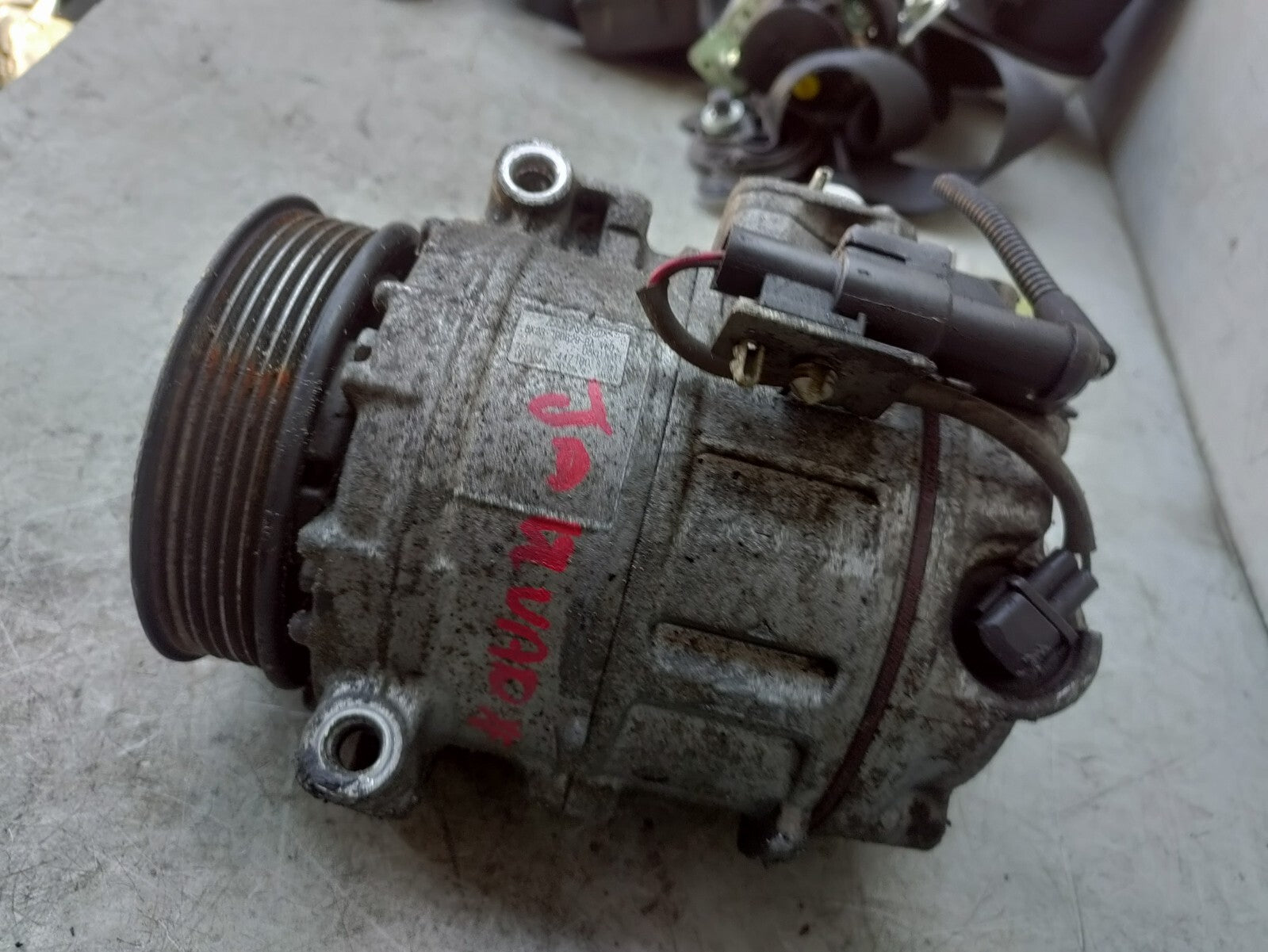 JAGUAR XF 2009 2.7 DIESEL AIR CON COMPRESSOR PUMP 8X2319D629BA