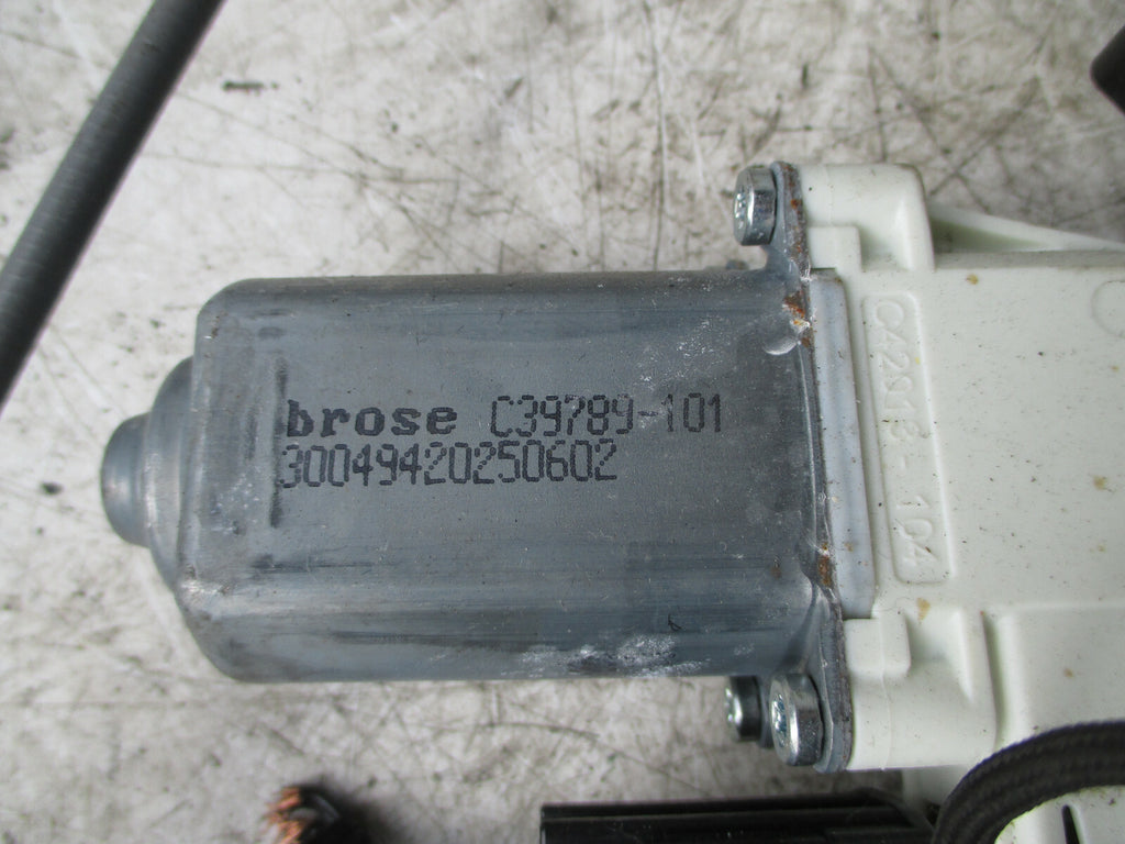 JAGUAR XE 2019 DRIVER FRONT WINDOW REGULATOR MOTOR LX73-23200-AA R9N1BGX7323200