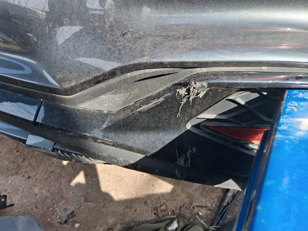 2021 AUDI Q2 MK1 FACELIFT COMPLETE REAR BUMPER WITH PDC SENSORS GREY