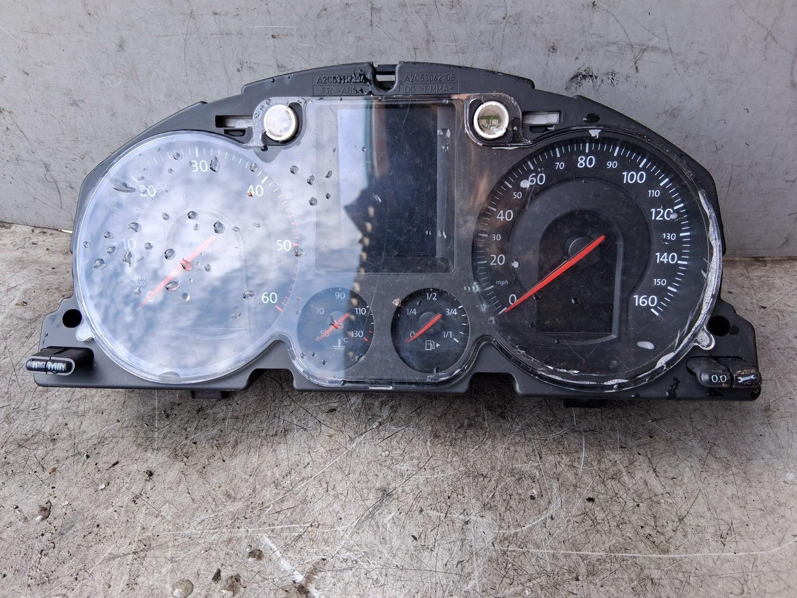 2006 VOLKSWAGEN PASSAT B6 1.9 DIESEL SPEEDOMETER INSTRUMENT CLUSTER A2C53145550