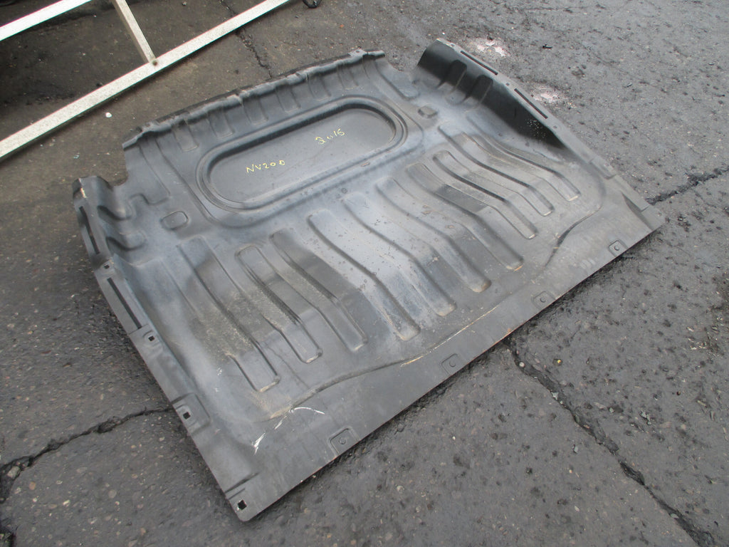 NISSAN NV200 2016 MIDDLE PARTION METAL BULKHEAD