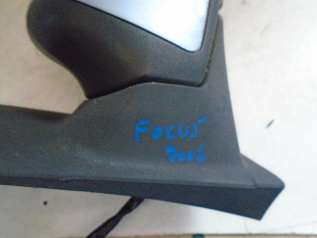FORD FOCUS 2006 MK2 DRIVER SIDE WING DOOR MIRROR