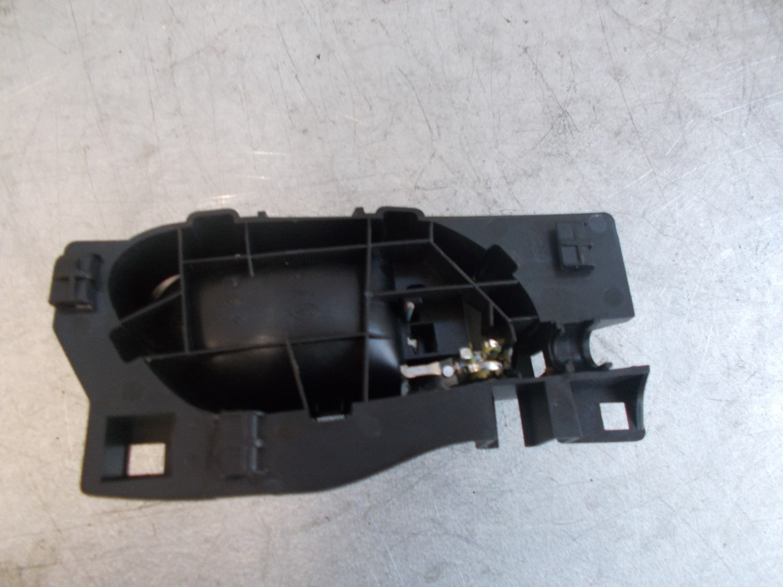 PEUGEOT 308 2013 MK1 NS PASSENGER SIDE FRONT OR REAR INTERIOR DOOR HANDLE
