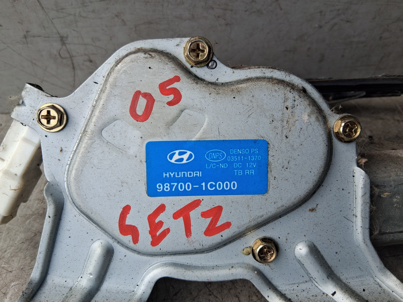 2005 HYUNDAI GETZ REAR TAILGATE BOOTLID SCREEN WIPER MOTOR 987001C000