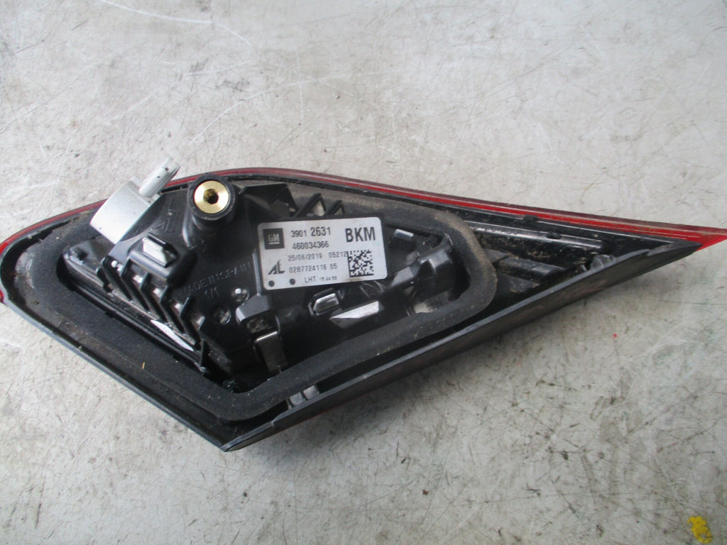 2019 VAUXHALL CORSA E NSR PASSENGER SIDE REAR LEFT INNER TAIL LIGHT 460034366