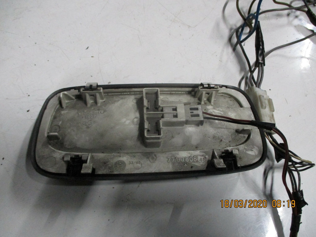 LONDON TAXI LTI TX2 2006 INTERIOR ROOF CEILING READING MAP LIGHT 7700808465