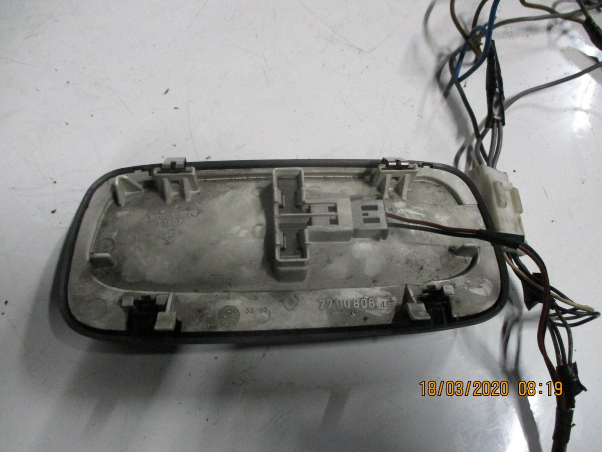 LONDON TAXI LTI TX2 2006 INTERIOR ROOF CEILING READING MAP LIGHT 7700808465