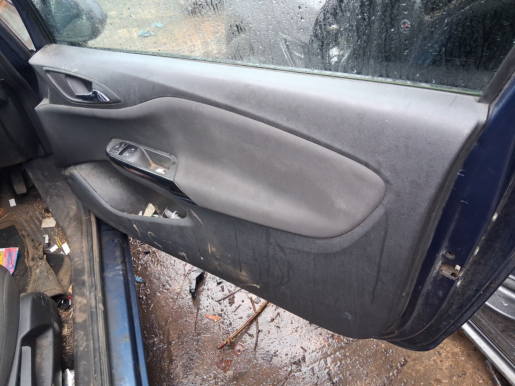 2017 VAUXHALL CORSA E OSF DRIVER SIDE FRONT RIGHT DOOR CARD PANEL