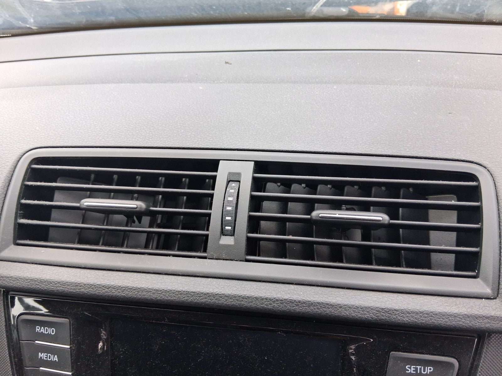 2020 SKODA FABIA MK3 NJ HATCHBACK FRONT DASHBOARD BOTH CENTRE AIR VENTS