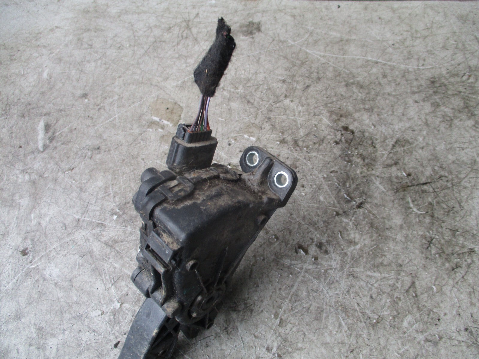 2013 RENAULT MASTER MK3 THROTTLE PEDAL 8200672371C