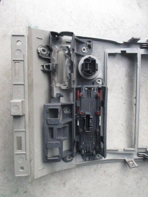 2009 RENAULT MEGANE MK2 START/STOP SWITCH & RADIO TRIM