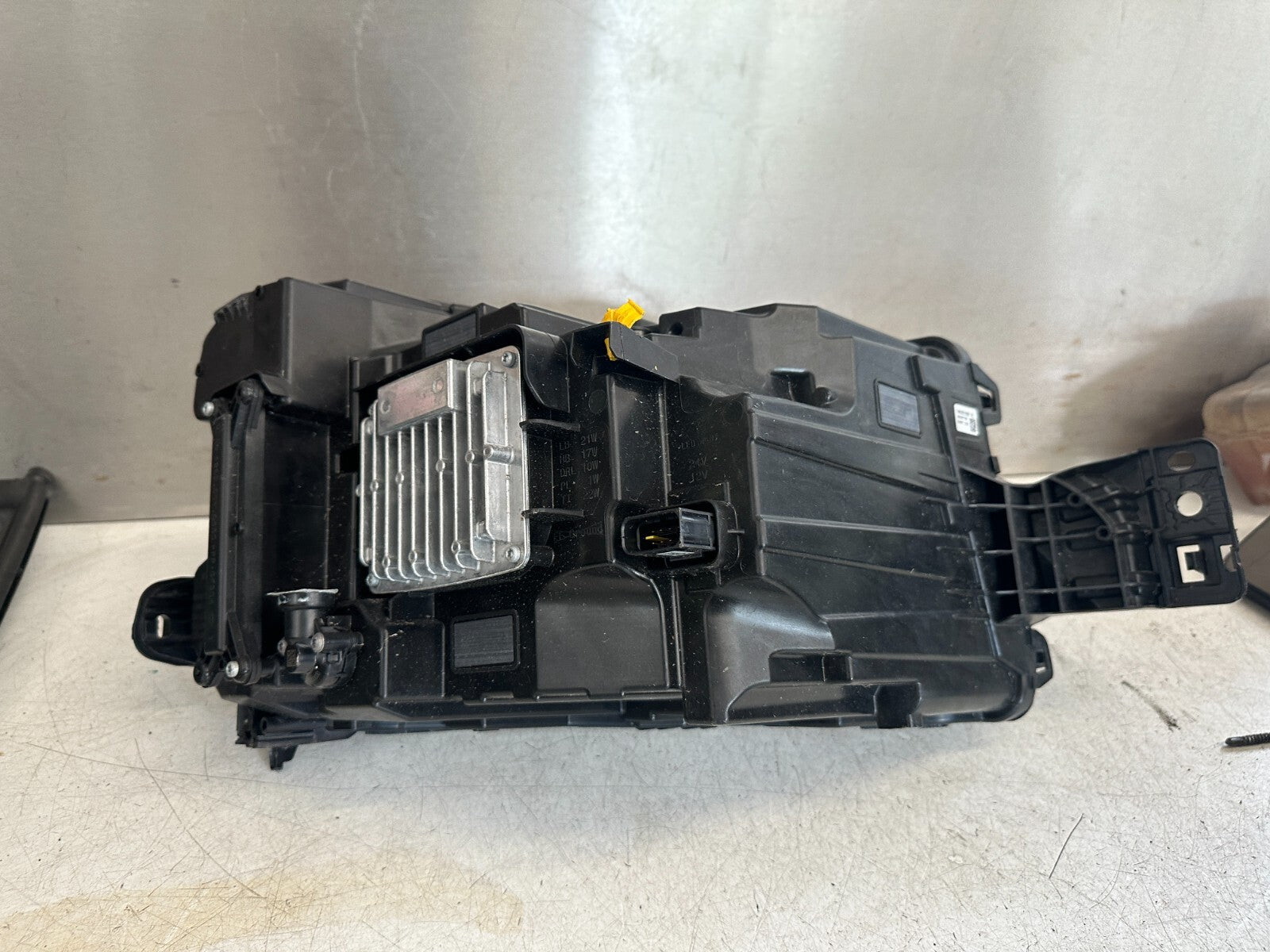 2022 CITROEN C5 AIRCROSS NS PASSENGER FRONT HEADLIGHT LED 9845356080 SPARES