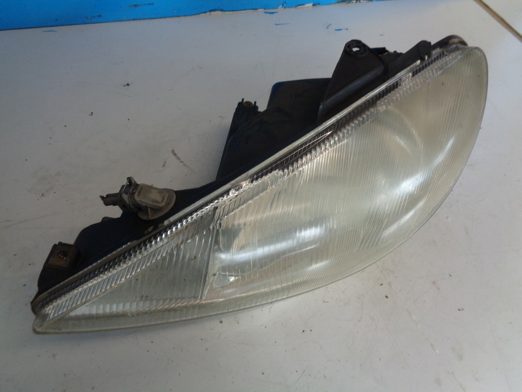 PEUGEOT 206 2002 NS PASSENGER SIDE HEADLIGHT HEADLAMP 9640559780