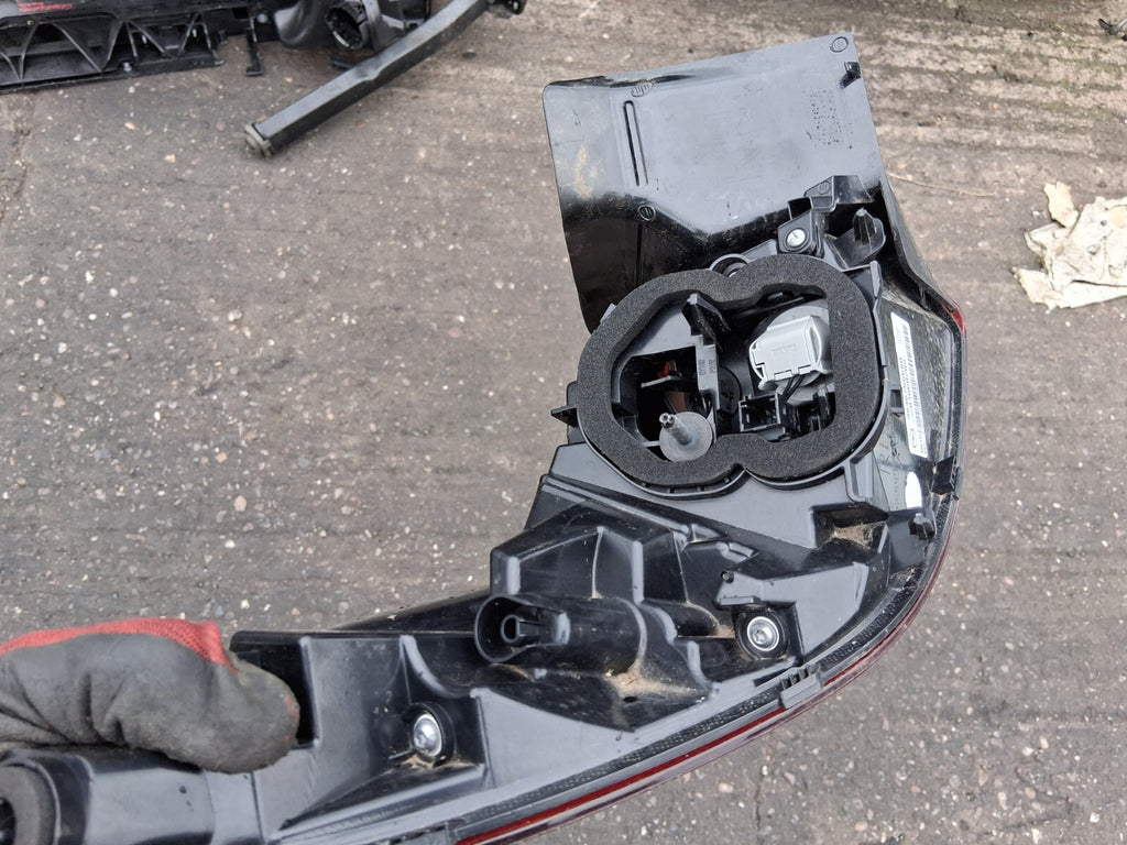 2023 VAUXHALL GRANDLAND OSR DRIVER SIDE REAR OUTER TAIL LIGHT 9846766680