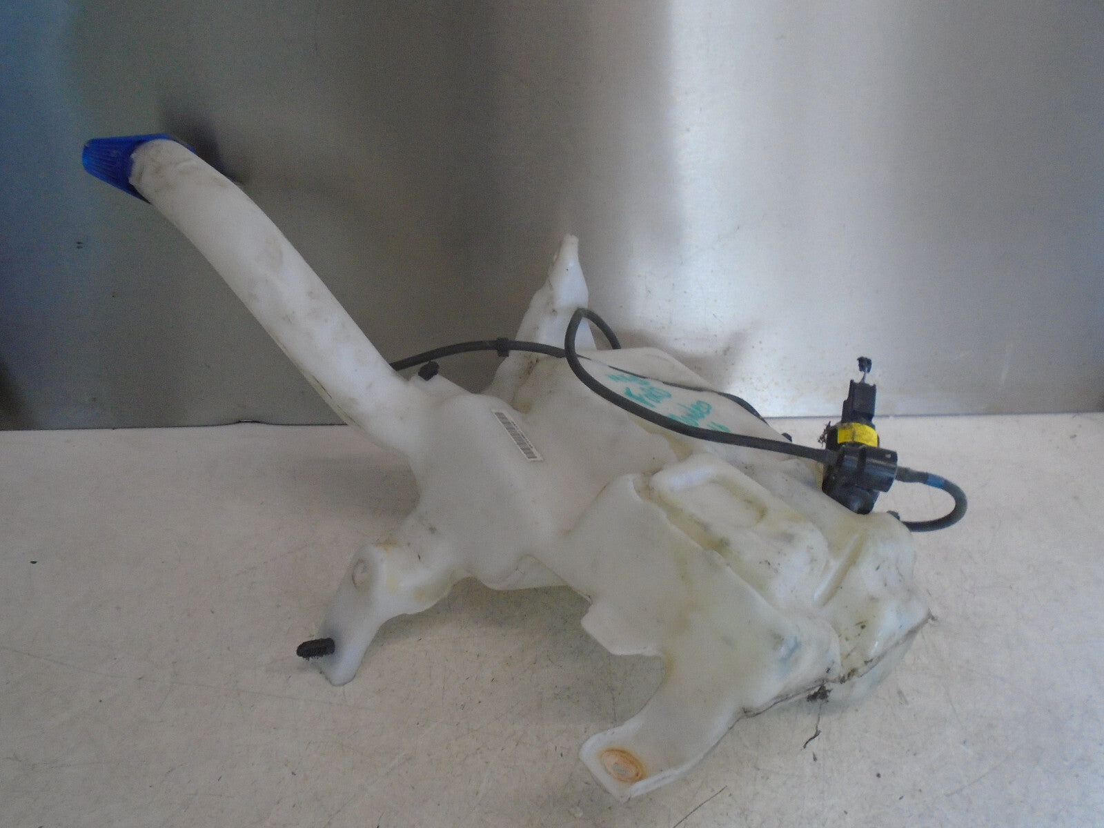 FORD MONDEO MK5 2016 FRONT WINDSCREEN WASHER WATER RESERVOIR