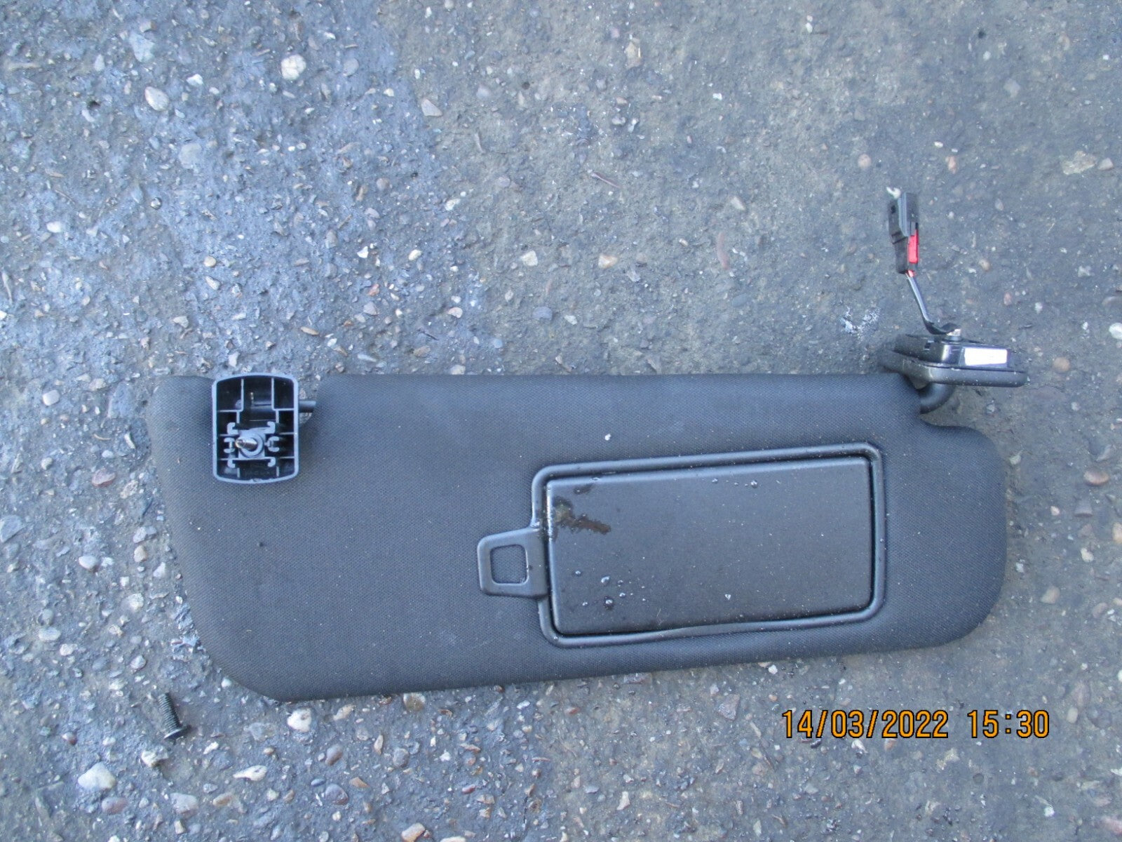 JAGUAR XE 2019 OS DRIVER SIDE SUN VISOR