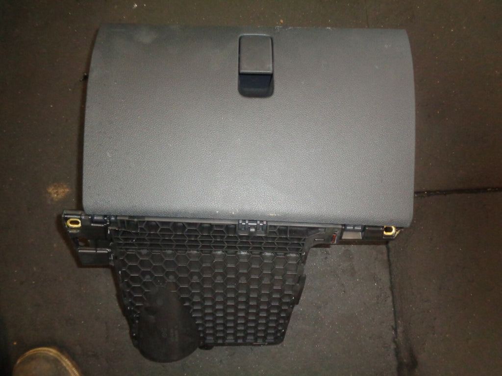 SKODA FABIA 2020 MK3 GLOVE BOX STORAGE COMPARTMENT 6V2857097M