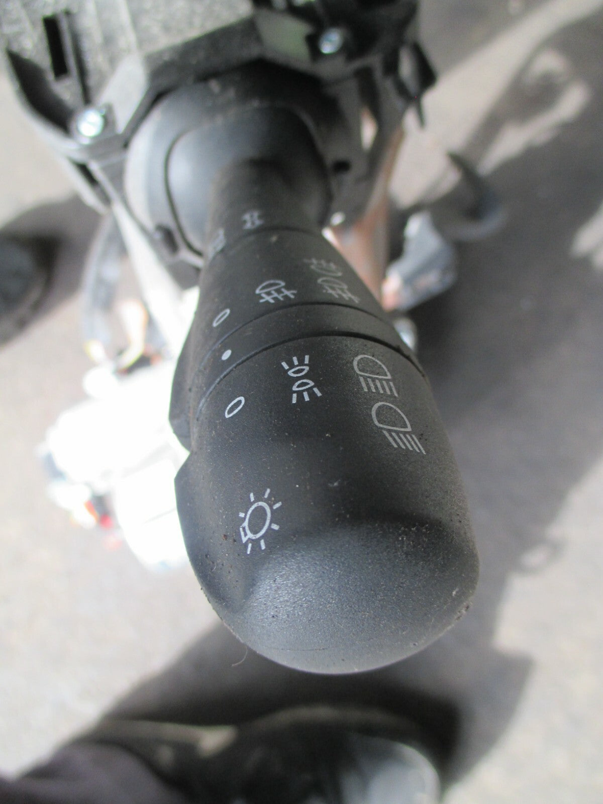 RENAULT CLIO MK4 STEERING COLUMN WITH STEERING WHEEL