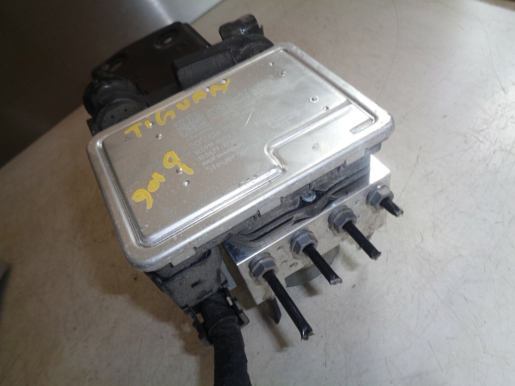 VW VOLKSWAGEN TIGUAN MK2 2019 2.0 DIESEL ABS PUMP & MODULE 5Q0614517EF