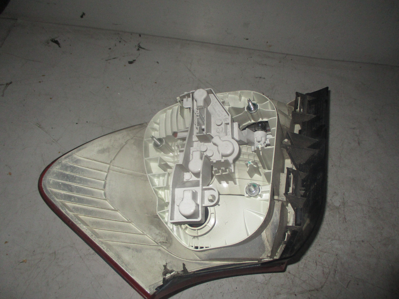 BMW 1 SERIES 2010 E87 NSR PASSENGER SIDE REAR LIGHT
