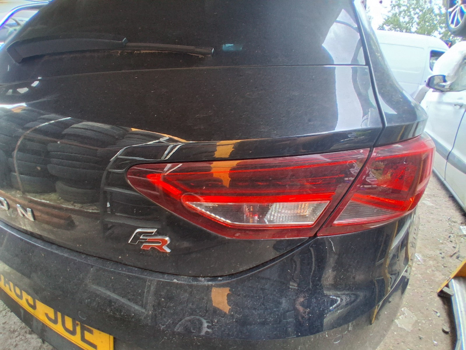 2015 SEAT LEON FR MK3 HATCH OSR DRIVER SIDE REAR INNER TAIL LIGHT LAMP