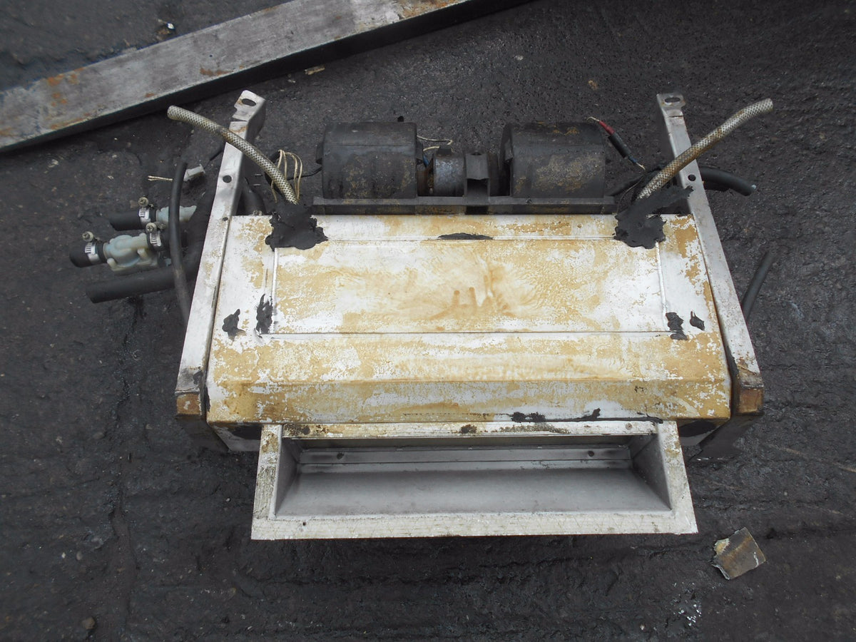 OPTARE ALERO BUS 2002 PASSENGER COMPARTMENT HEATER ASSEMBLY FANS MOTORS