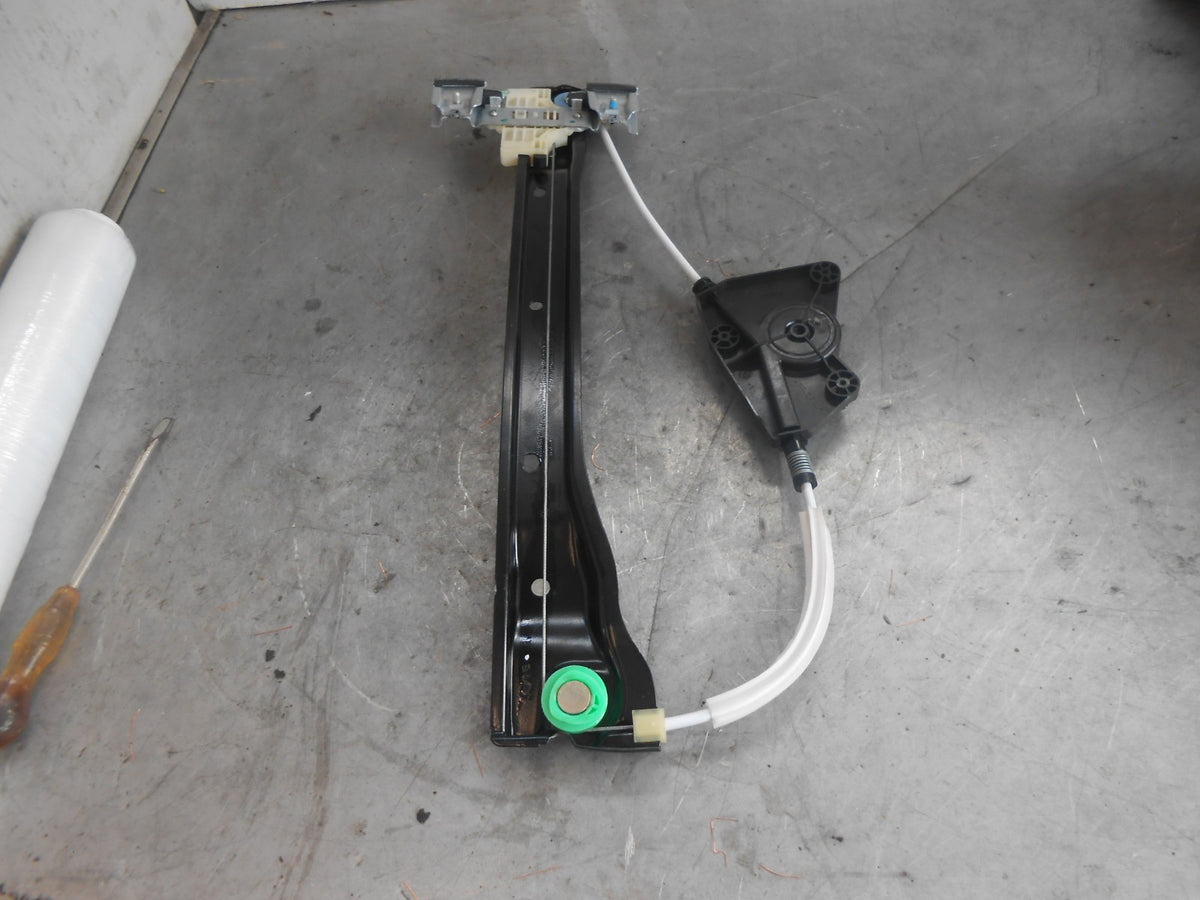 SEAT MII 1S (MK1) 2011-2018 5 DOOR OSF DRIVER FRONT WINDOW REGULATOR MECH