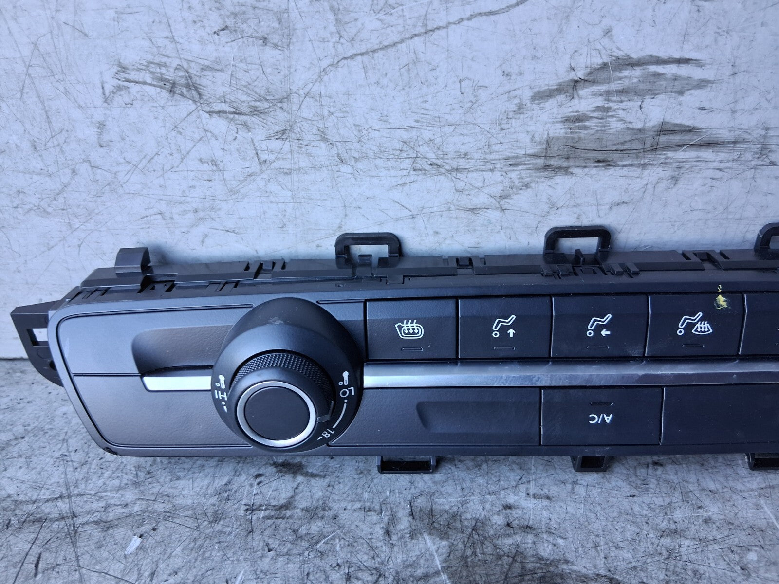 2023 CITROEN BERLINGO MK3 AC HEATER CLIMATE CONTROL SWITCH PANEL 98340416ZD