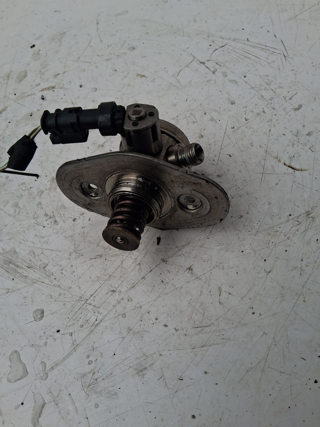 2024 BMW 2 SERIES F44 COUPE HIGH PRESSURE FUEL PUMP 0261520258