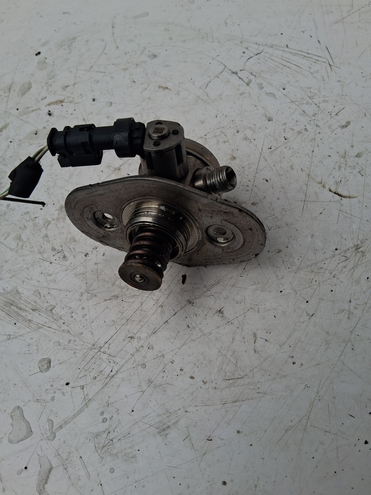 2024 BMW 2 SERIES F44 COUPE HIGH PRESSURE FUEL PUMP 0261520258