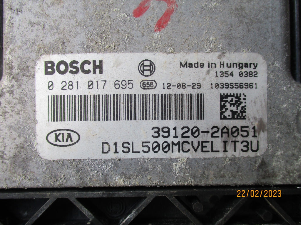 KIA SPORTAGE 2012 1.7 DIESEL ENGINE CONTROL MODULE ECU 391202A051
